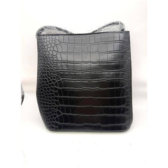 NWT Black Vegan Leather Crocodile Pattern Women's Handbag - Picture 1 of 7